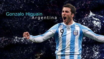 开云下载网址-篮球教练员团队积极探索战术创新，篮球教练训练方案