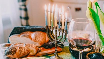 开云体育-法甲联赛迎来新一轮“转会热潮”，豪门动作频繁，法甲转会一览